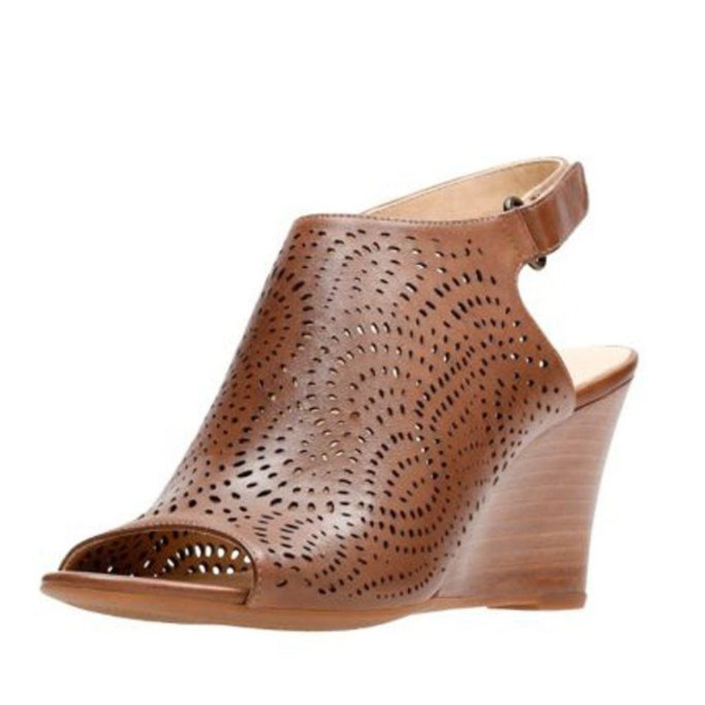 Clark’s Raven Tan Leather Sandals - Brand New